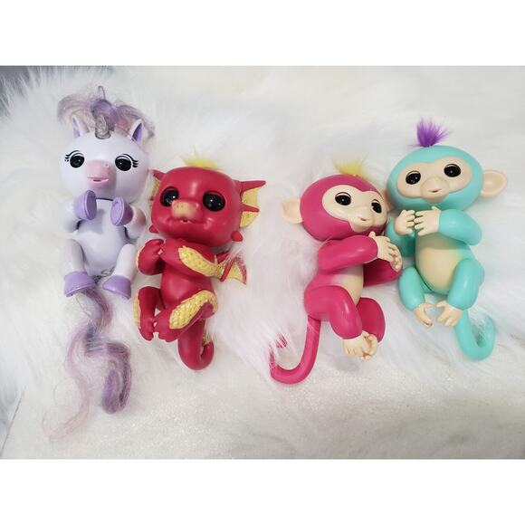 Wowwee Fingerlings Monkey Dragon Unicorn Glitter Multicolor Interactive - Picture 1 of 5